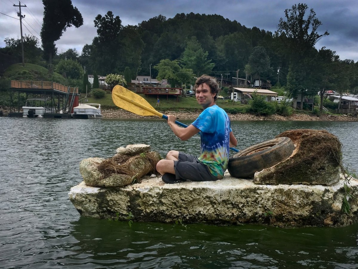 50,000 Pounds and Counting: Watauga Lake Cleanup&nbsp;Returns